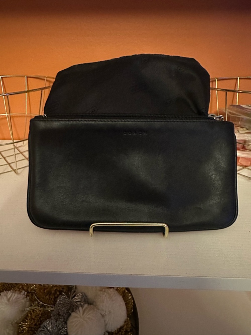 Vintage COACH Black Leather Zip Pouch Wristlet(EUC) - Picture 2 of 11